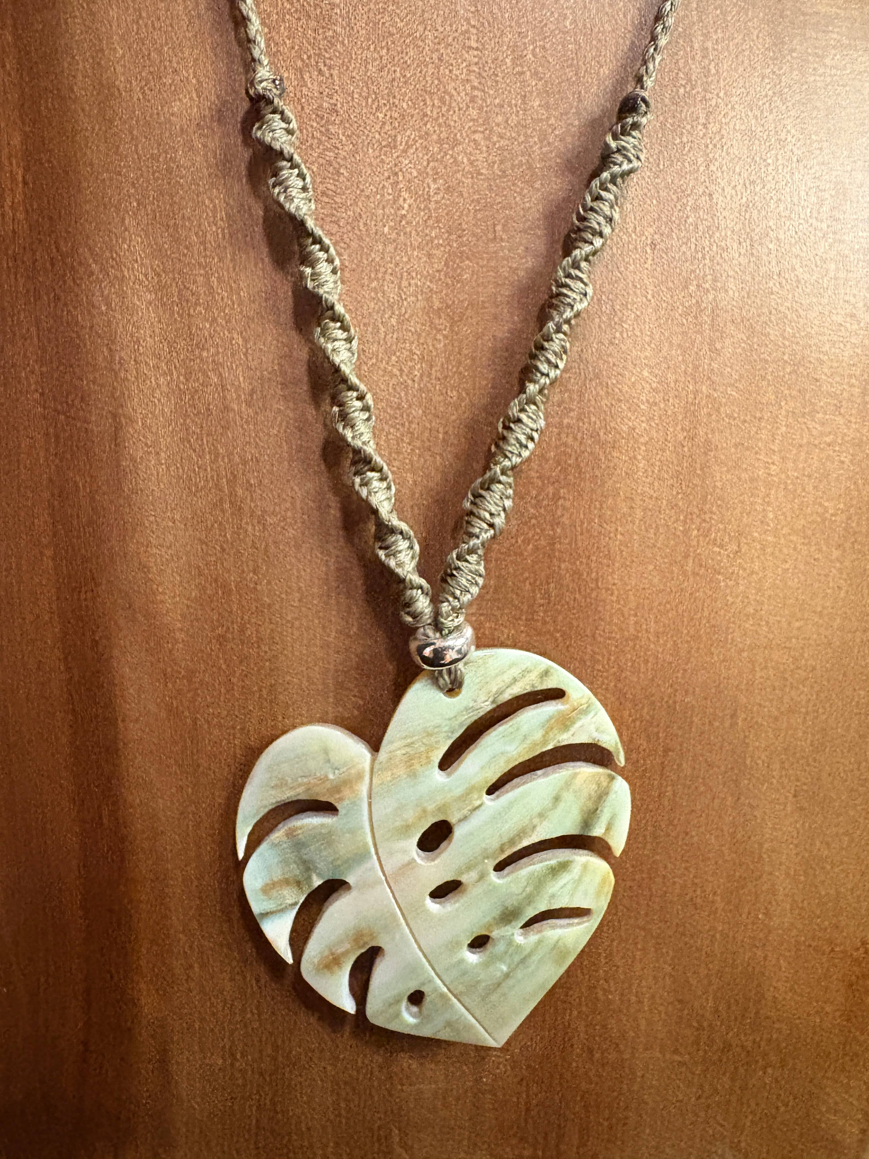 THE MONSTERA - OCEAN JADE alternate view 2